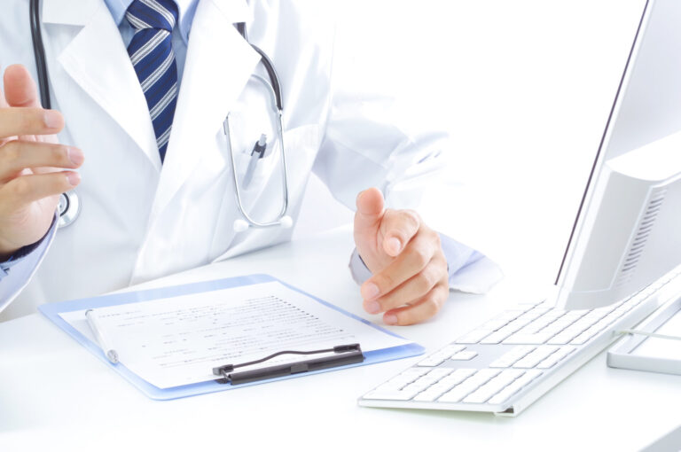 新し先生がお見えになりました